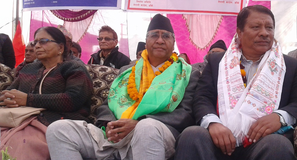 Deuba stresses on holding polls to implement constitution